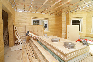 Вдохнуть жизнь в стены: полный цикл отделки дома из клееного бруса