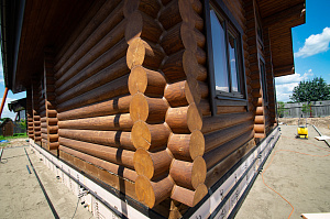 фасад крашеный маслом