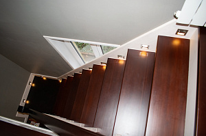 лестница из лиственницы 48