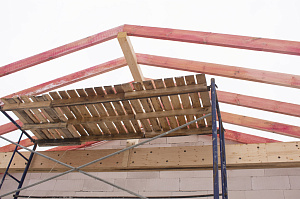 Не просто баня, а место силы: проект с парной на троих, уютной комнатой отдыха и крытой террасой