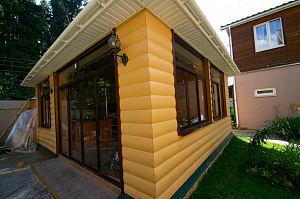 беседка крашеная