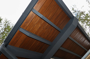 От подготовки материала до монтажа: как выглядит правильная отделка деревом