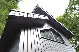 Уникальные всесезонные домики на дереве в LESO Парке