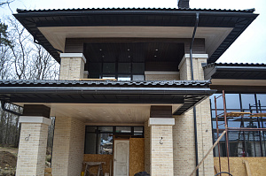 монтаж планкена на фасад