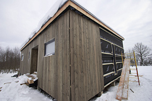 Не просто обшивка, а инженерное решение: монтаж планкена на обрешетку с вентзазором для идеального микроклимата и долгой службы