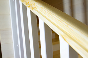 лиственничные перила