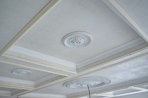 крашенная лепка