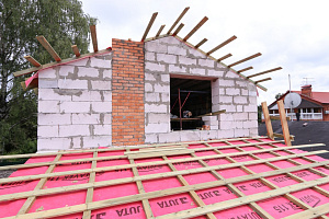 Преображение газобетонного дома: Фальцевая кровля и клинкерный фасад в КП 