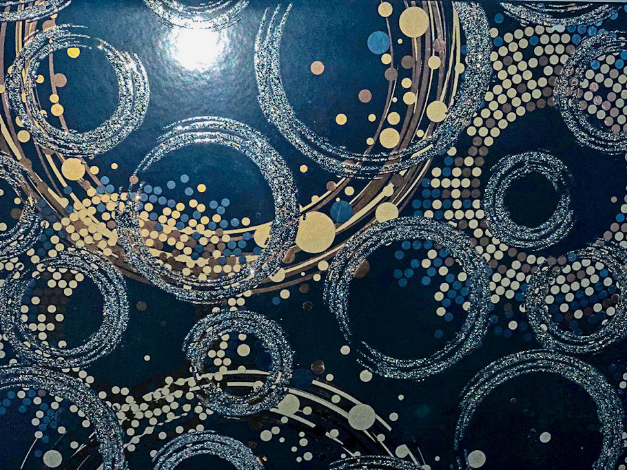 Ванная, которой не страшны перепады: секрет долговечной плитки в доме из бруса