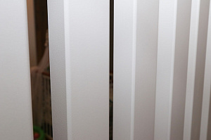 Элегантное зонирование: реечные перегородки из дуба в Кюмлено