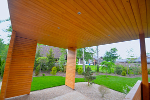 отделка фасада деревом