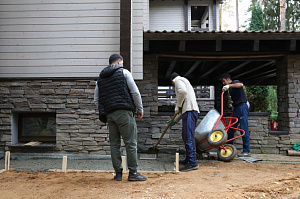Комплексная защита и обновление фундамента брусового дома в Ропше