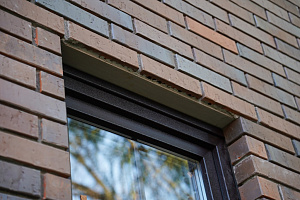 Преображение газобетонного дома: Фальцевая кровля и клинкерный фасад в КП 