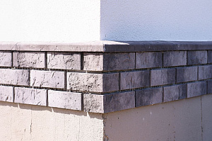 Не просто баня, а место силы: проект с парной на троих, уютной комнатой отдыха и крытой террасой