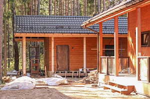 Элегантный банный комплекс с террасой 