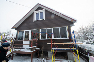 монтаж планкена на фасад