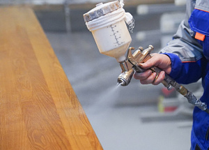 Эксклюзивное лакирование подоконника-столешницы из ясеня: блеск 'Магма' для дома в Петровские Сады