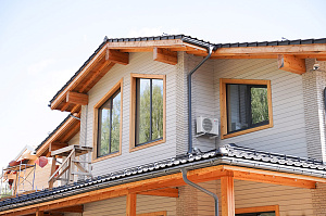 Почему владельцы домов из керамики выбирают планкен: реализованный проект с европейским качеством окраски и крепежом, который не оставляет следов