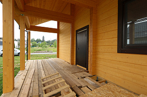 Покраска фасада и архитектурных элементов дома в КП "Ла-Манш"