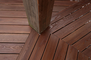 Как мы восстановили террасу: от изношенного настила до готового пространства