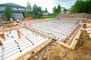 заливаем фундамент