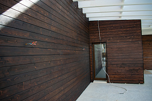 планкен из сосны крашеный