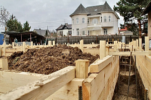 Надежный фундамент 