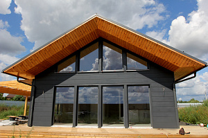 покраска дома из бруса