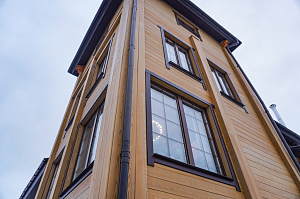 деревянный дом из бруса