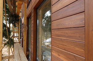 От цокольного отлива до отделки окон: комплексный подход, который превратил обычный дом в архитектурный шедевр