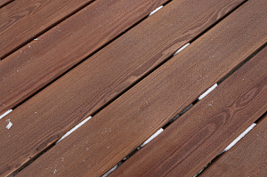 Как мы восстановили террасу: от изношенного настила до готового пространства