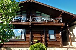 дом крашеный маслом