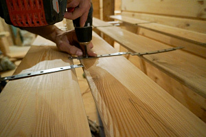 Монтаж планкена на змейку