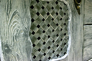 узорный комод