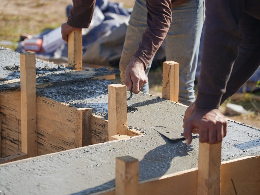Надежный фундамент для жилого дома в Елагино: основа долговечности от Лесобиржи-СПб