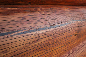 Шестифакторная защита и идеальная гладкость: премиальная покраска бревенчатого дома от ЛесоБиржи - СПб