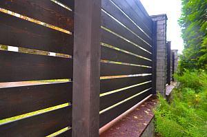 установка декоративного забора