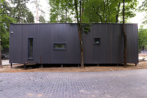 Гостевой дом в Янино: Идеальное слияние с лесным ландшафтом