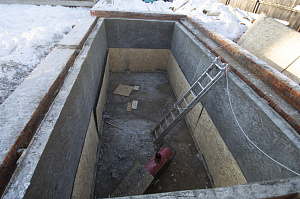 Надежный фундамент 