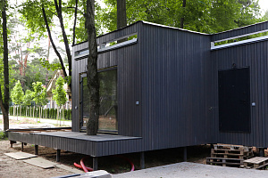 Гостевой дом в Янино: Идеальное слияние с лесным ландшафтом