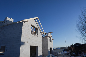 двухэтажный дом из газоблока