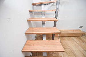 дубовая лестница