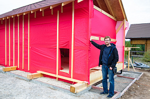 возведенный каркасный дом