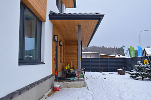 отделка дома планкеном скошенный 3