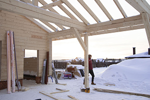 Комплексный подход к реконструкции: усиливаем, утепляем и покрываем дом качественной кровлей