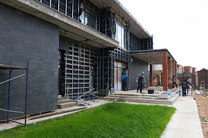 комбинированный фасад