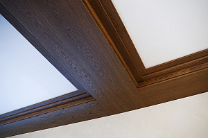 Фальшбалки из МДФ шпон дуба: Мастерство и Стиль для загородного дома в Михайловской горке