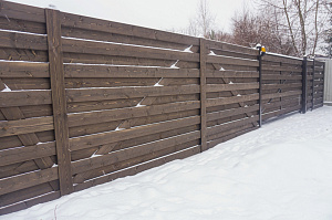 забор деревянный