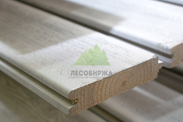 Урок 18. Внутренняя отделка древесиной: пол, паркет и инженерная доска — покраска и защита под климат Петербурга