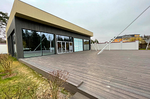 От проекта до воплощения: 42 дня на создание террасы, ставшей центром притяжения всей семьи